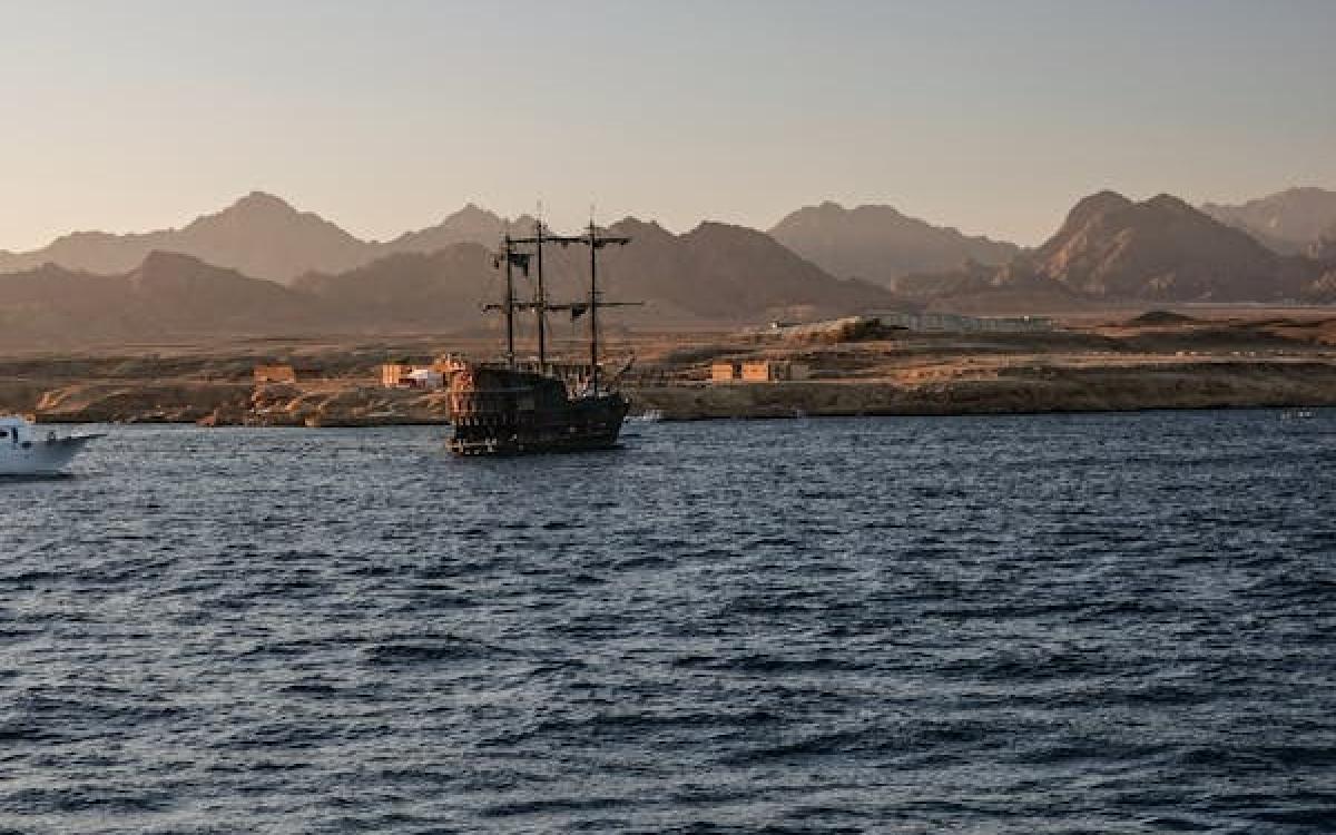 🌊 Ras Mohammed & White Island Boat Trip-snorkeling-diving-adventure