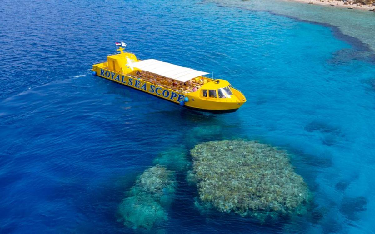 Underwater World Glass Boat Experience